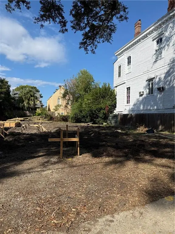 2215 Carondelet Street, New Orleans, LA 70130 - Image #3