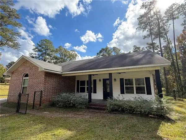 526 Holly Moore Drive, Pineville, LA 71360