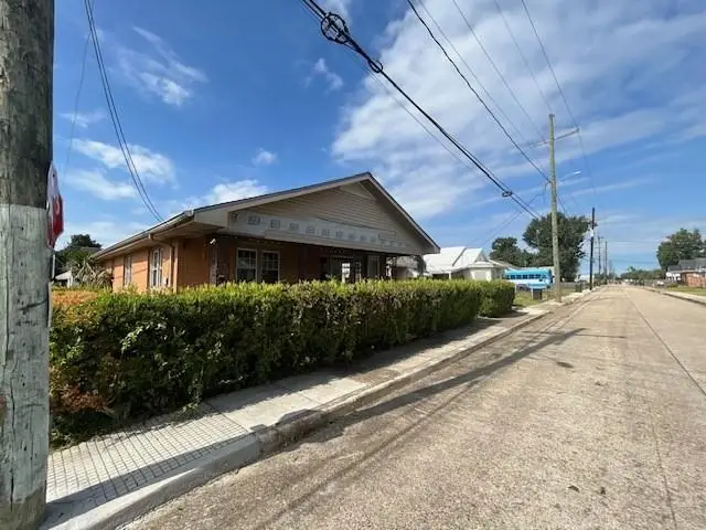 261 Mckinley Street, Houma, LA 70364 - Image #2