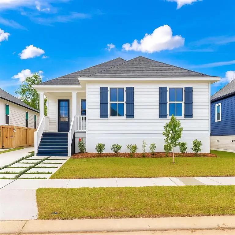 3924 Norwood Drive, Chalmette, LA 70043 - Image #1