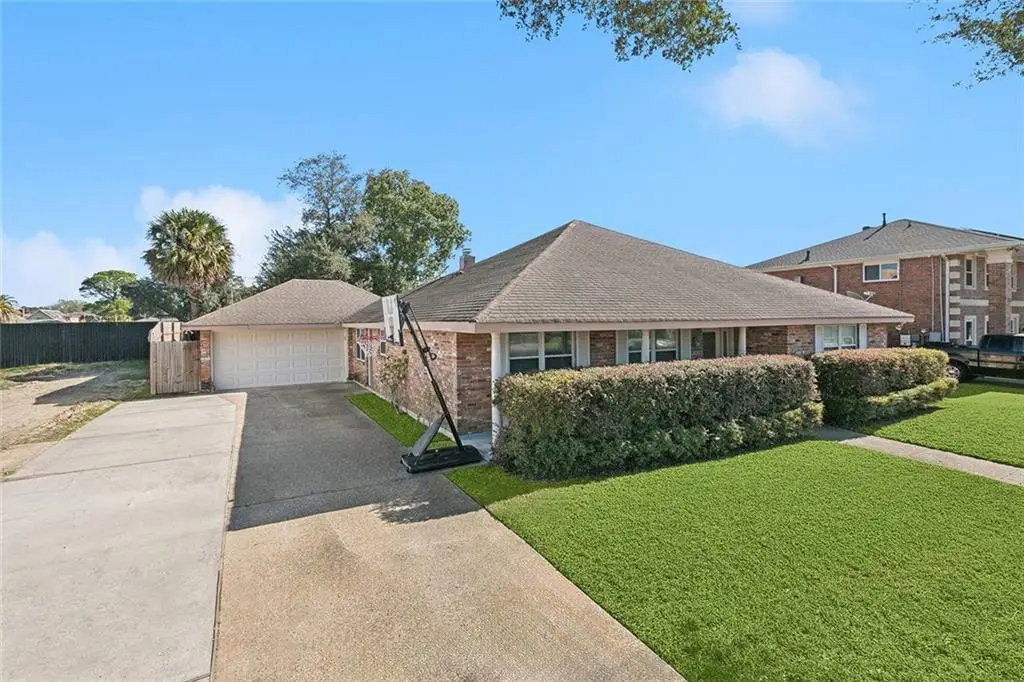 7149 Westhaven Road, New Orleans, LA 70126 - Image #1