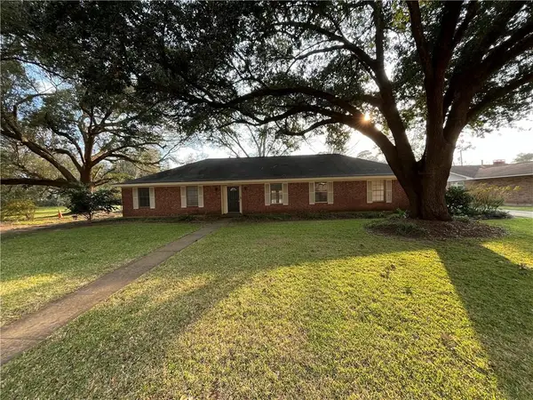 5732 Mildred Avenue, Alexandria, LA 71301