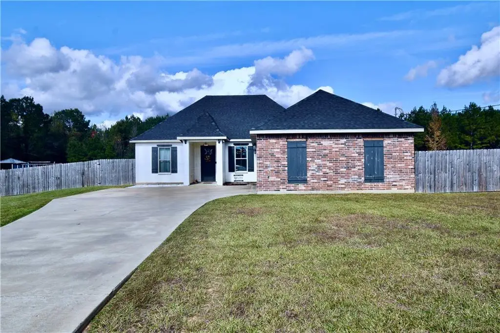 196 Airbase Road, Pollock, LA 71467 - Image #1