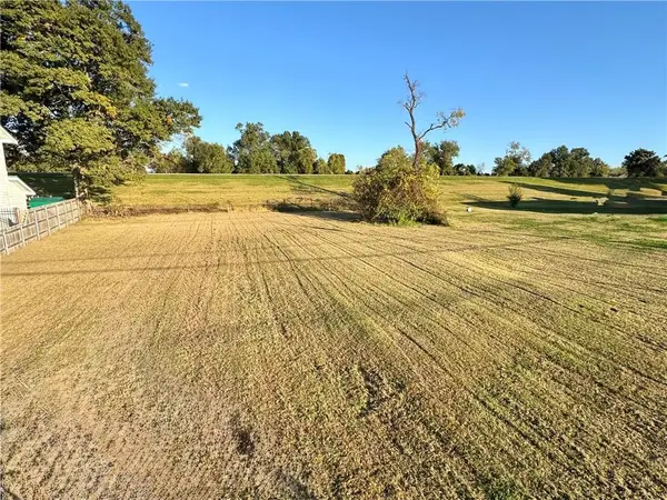 15586 River Road, Hahnville, LA 70057