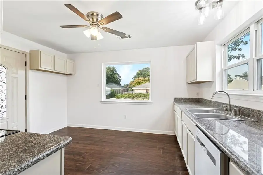 2136 E Beauregard Street, Chalmette, LA 70043 - Image #2