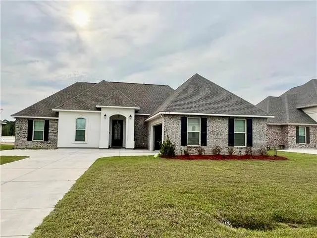 44195 Shadowpoint Drive, Hammond, LA 70403 - Image #1