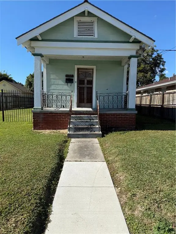 5158 Painters Street, New Orleans, LA 70122 - Image #1