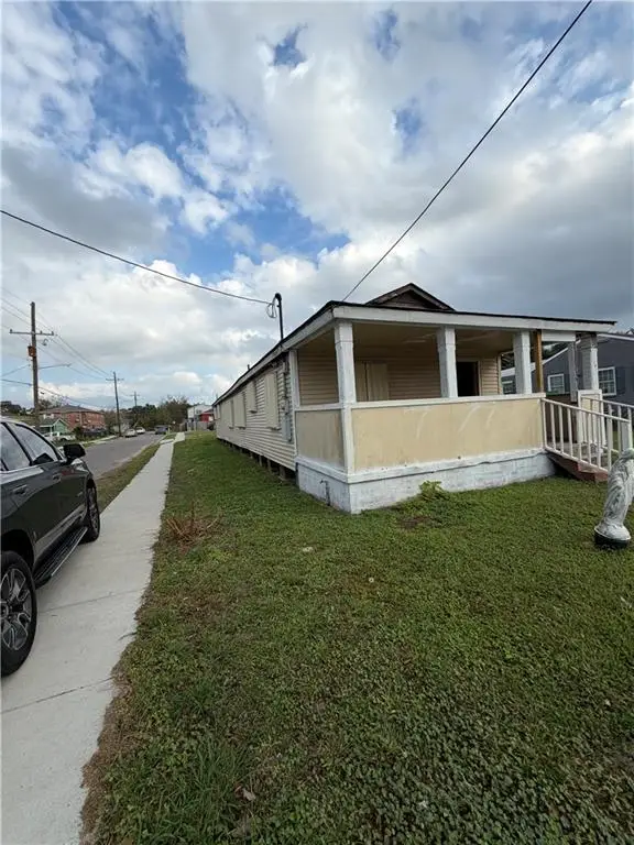 4577 Laine Avenue, New Orleans, LA 70126 - Image #2