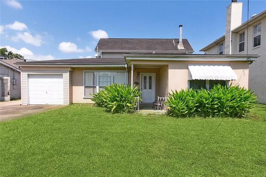 1516 Ridgelake Drive, Metairie, LA 70001 - Image #2