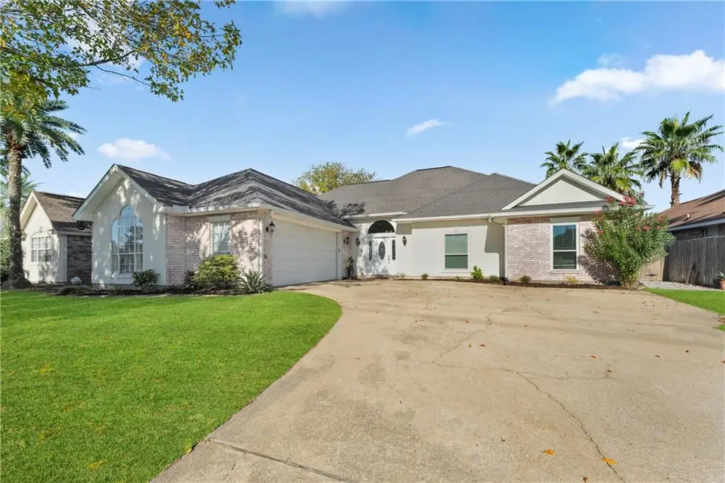 1044 Clipper Drive, Slidell, LA 70458 - Image #1
