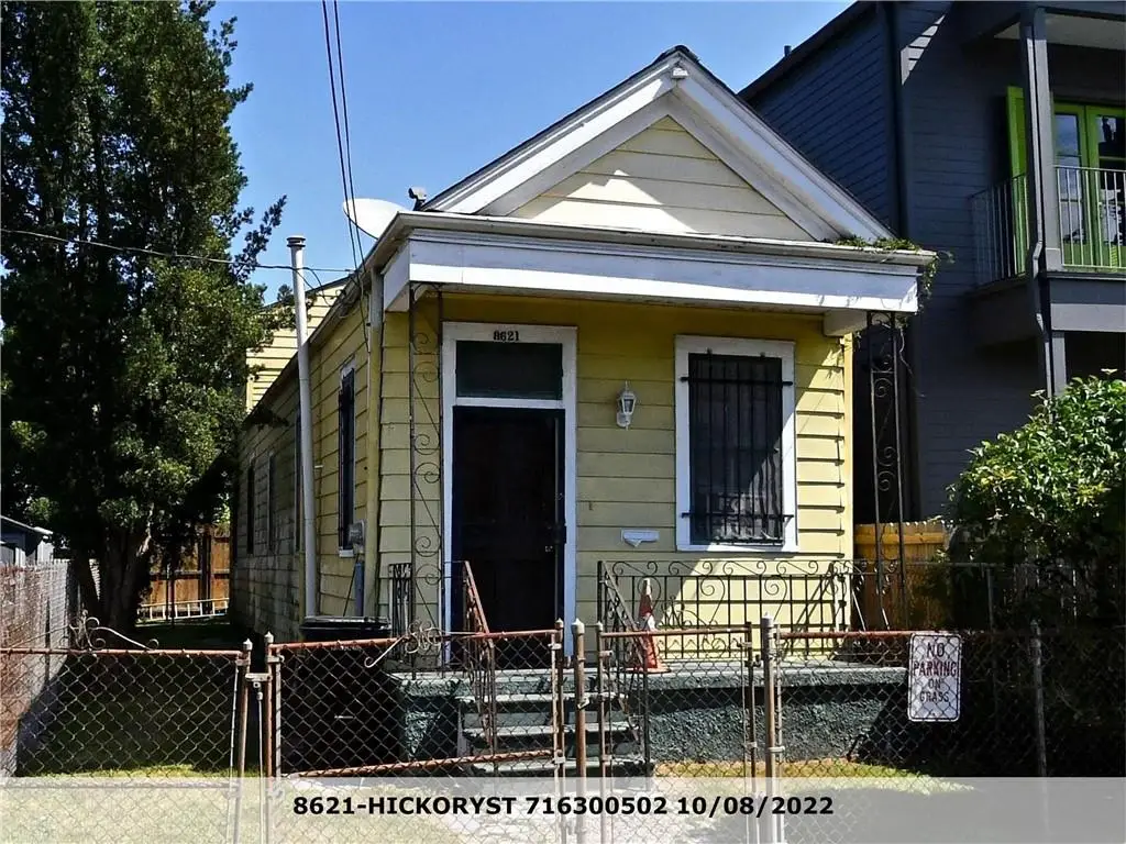 8621 Hickory Street, New Orleans, LA 70118 - Image #1