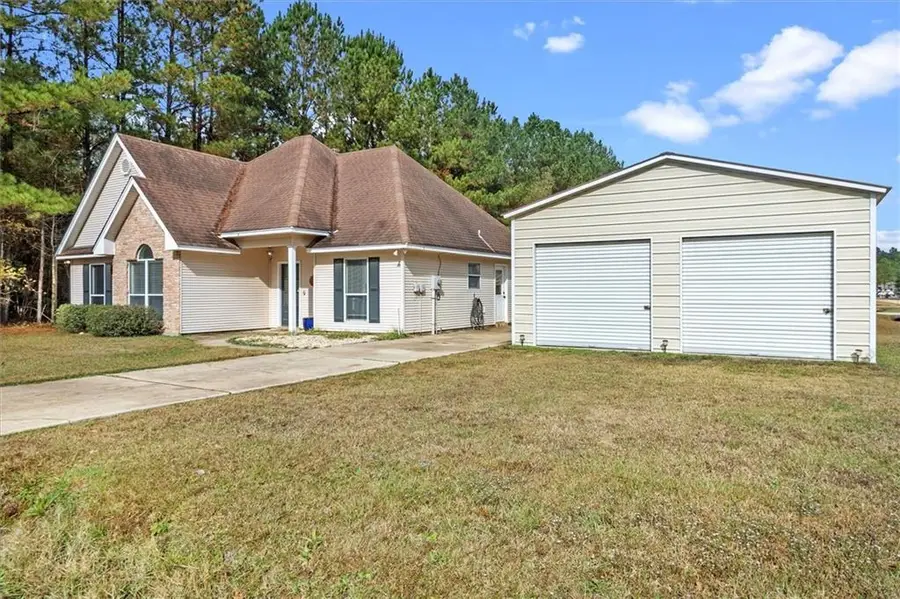 22059 Hoffman Road, Mandeville, LA 70471 - Image #2
