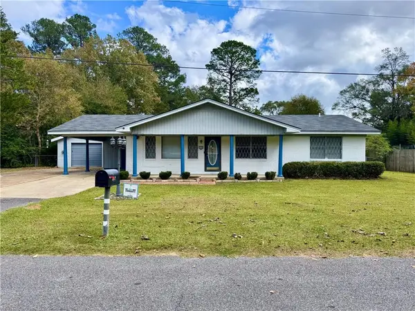 127 Edwards Drive, Pineville, LA 71360