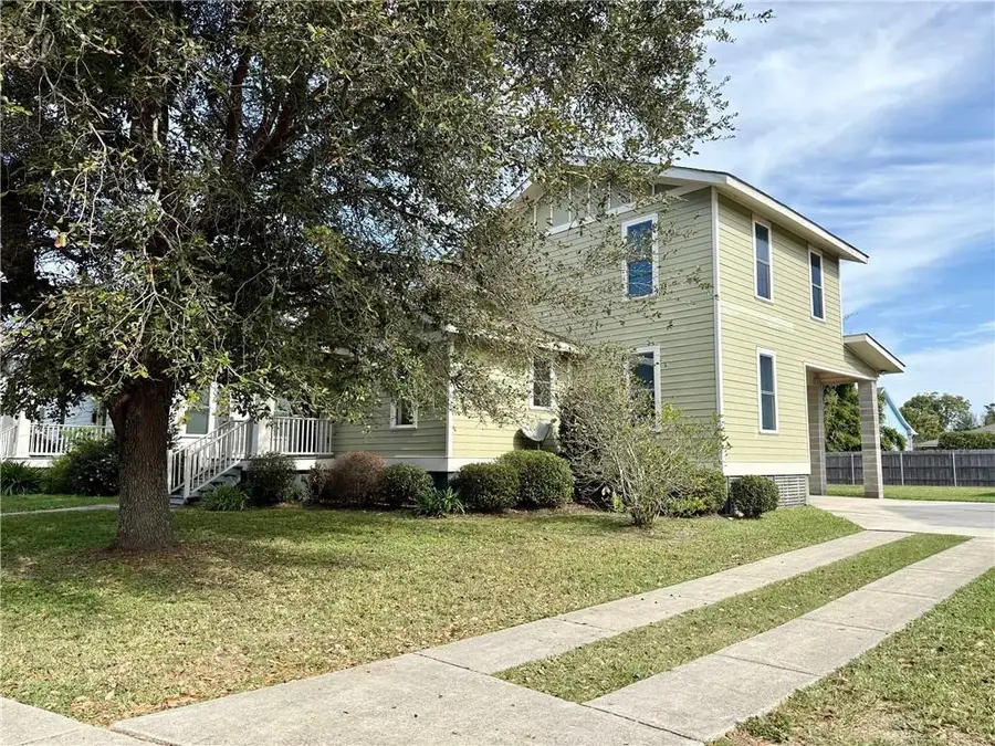 4305 St Bernard Avenue, New Orleans, LA 70122 - Image #2