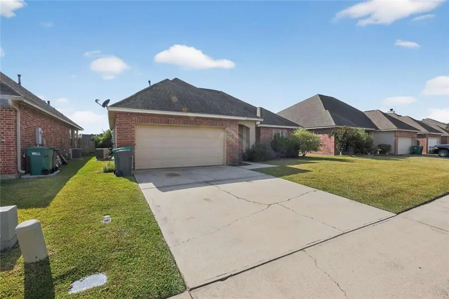 114 Cypress Sunset Drive, Broussard, LA 70518 - Image #3