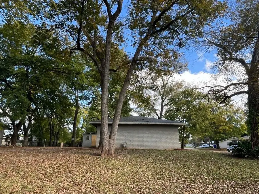 2203 Magnolia Lane, Alexandria, LA 71301 - Image #2