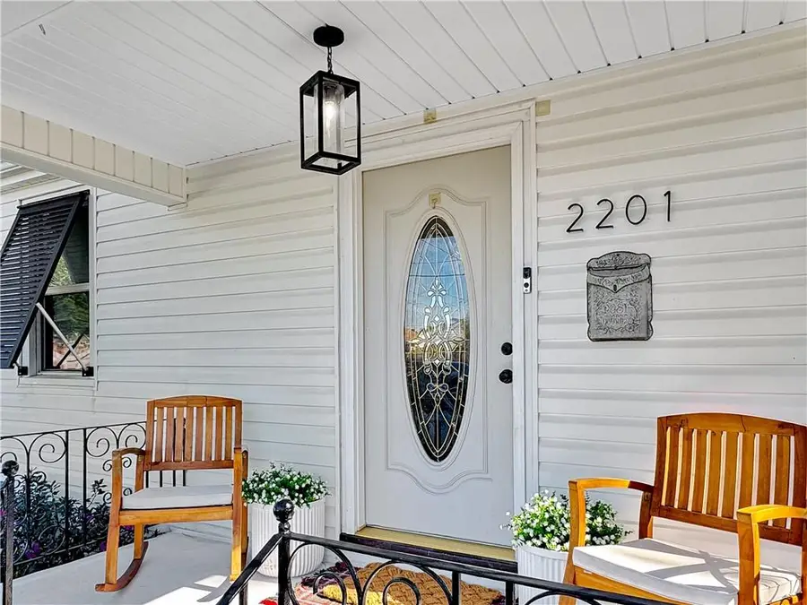 2201 Lloyds Avenue, Chalmette, LA 70043 - Image #2