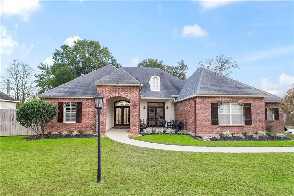 2948 Desert Court, Mandeville, LA 70448 - Image #1