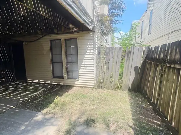 8023 Trapier Avenue, New Orleans, LA 70127