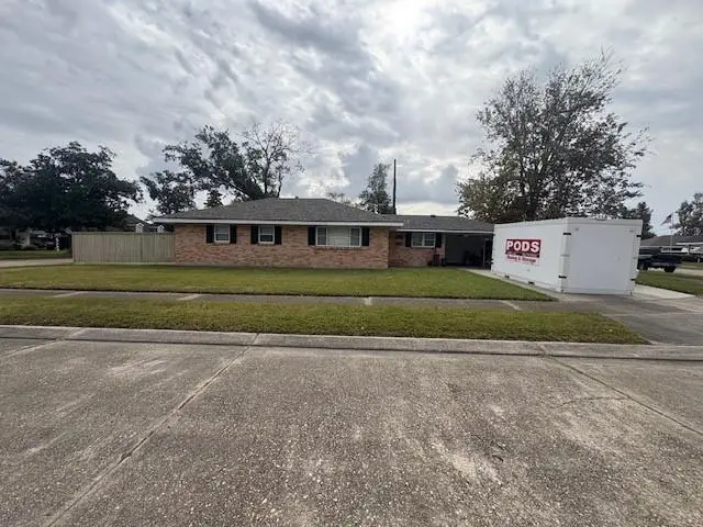 631 Stratford Drive, Harahan, LA 70123 - Image #2