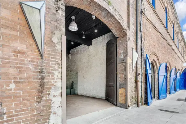 Address Withheld By Seller, New Orleans, LA 70130