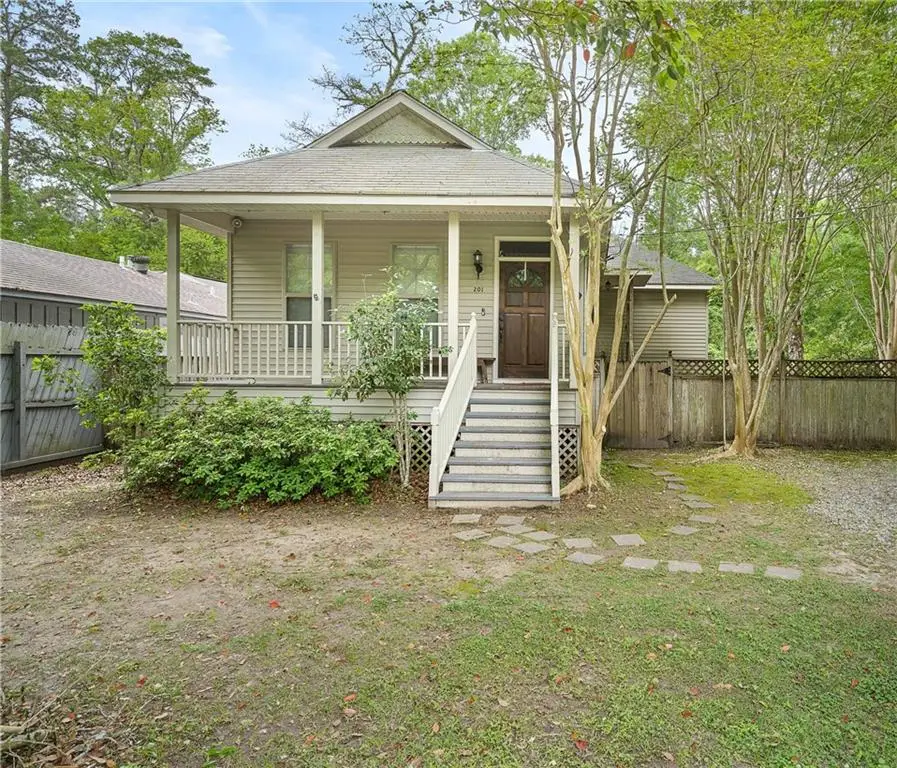 201 S Taylor Street, Covington, LA 70433 - Image #1