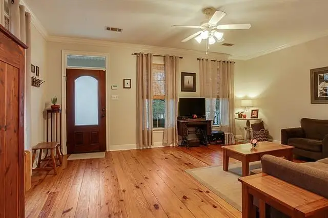 201 S Taylor Street, Covington, LA 70433 - Image #2