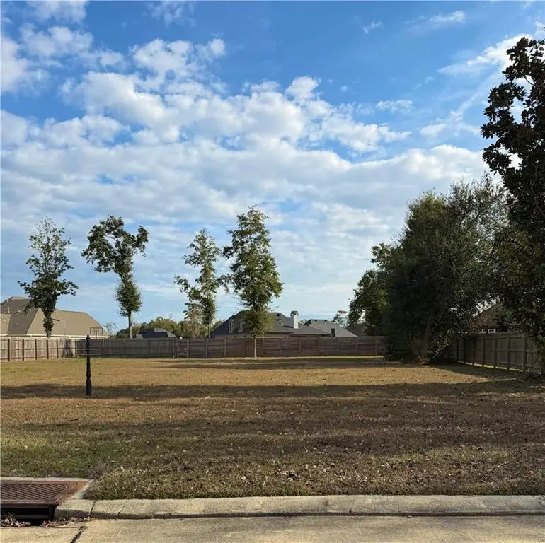 608 Dockside Drive, Slidell, LA 70461 - Image #1