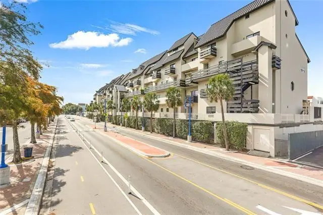 7300 Lakeshore Drive #6, New Orleans, LA 70124 - Image #1