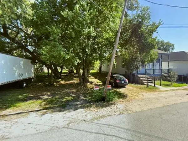 8937 Willow Street, New Orleans, LA 70118