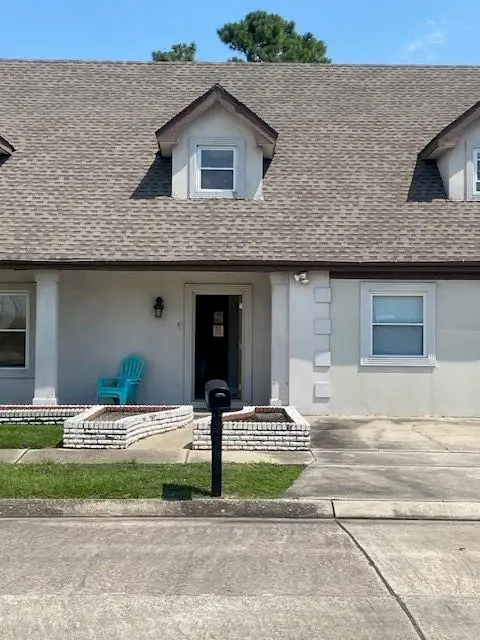 8401 Main Drive, Chalmette, LA 70043