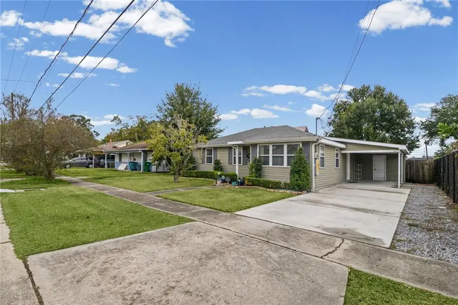 1121 Evergreen Drive, Gretna, LA 70053 - Image #3