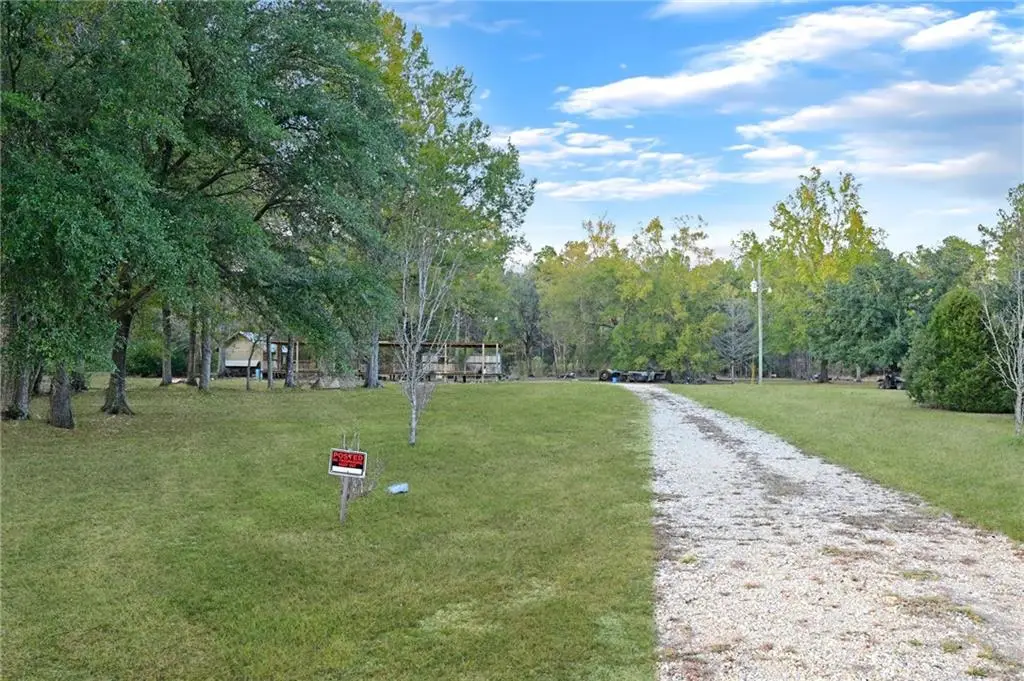 28409 S James Chapel Road, Holden, LA 70744 - Image #1