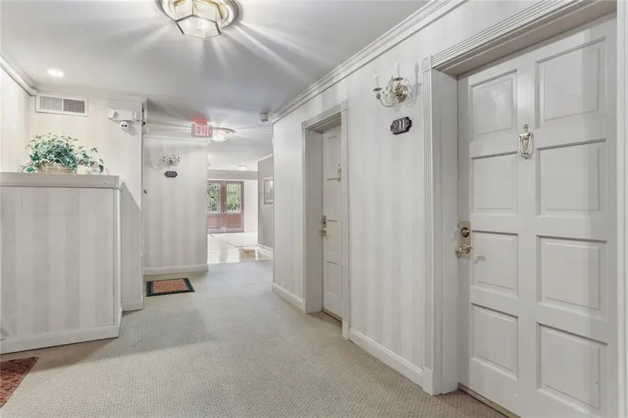 3000 St Charles Avenue #211, New Orleans, LA 70115 - Image #3