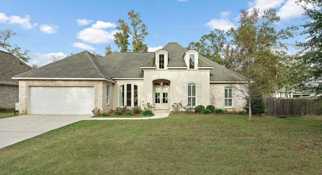 1235 Livingston Street, Mandeville, LA 70448 - Image #1