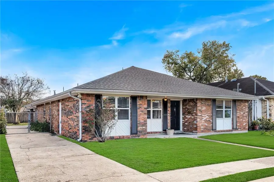 569 Aris Avenue, Metairie, LA 70005 - Image #2