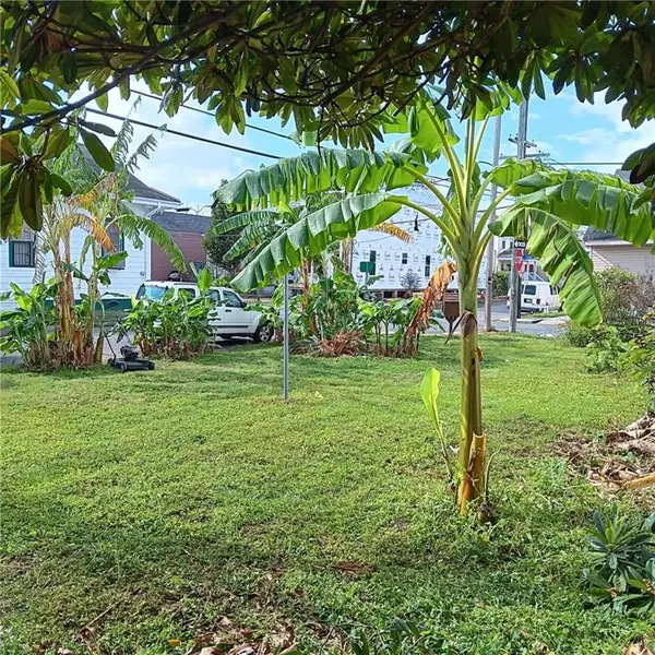 1201 Touro Street, New Orleans, LA 70116