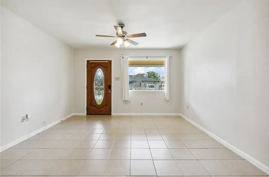 2716 Volpe Drive, Chalmette, LA 70043 - Image #2