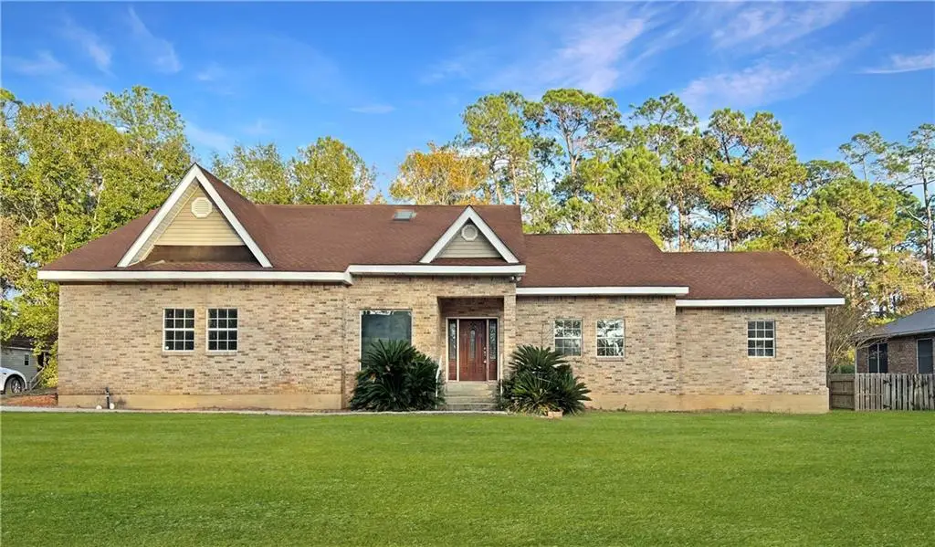 528 Royal Oak Drive, Pass Christian, MS 39571 - Image #1