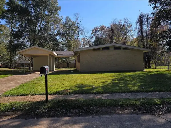 1715 Roscommom Drive, Alexandria, LA 71301