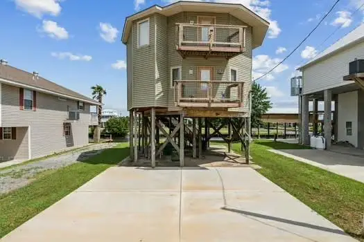 4058 Devon Street, Bay St Louis, MS 39520