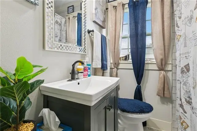 8616 Livingston Avenue, Chalmette, LA 70043 - #3