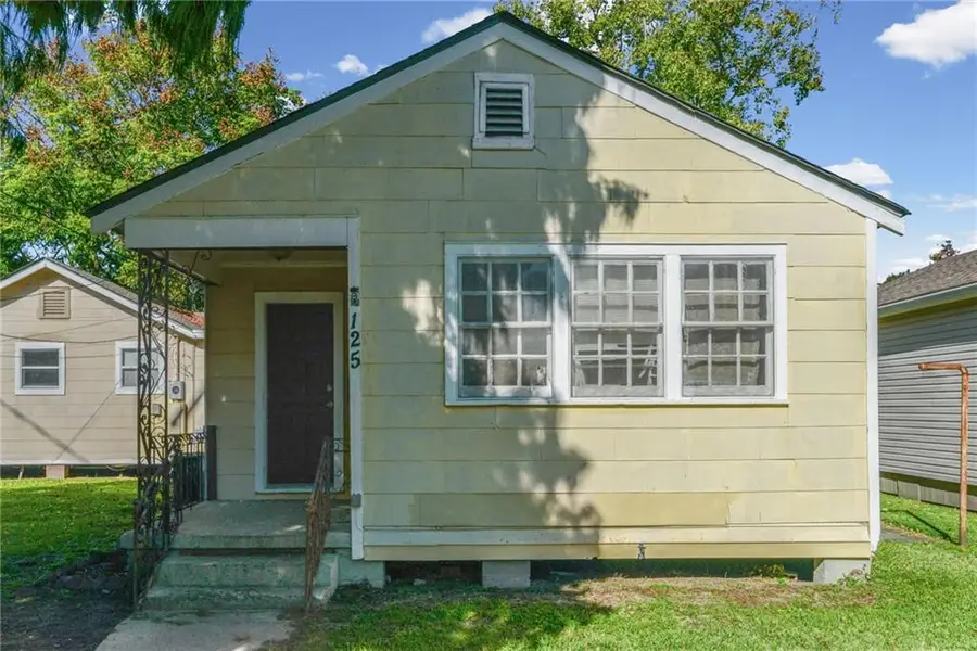 121 Hamilton Street, Gretna, LA 70053 - Image #2