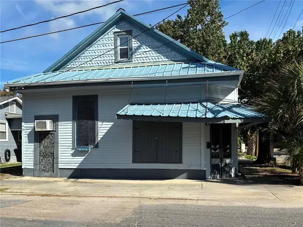 8301 03 Belfast Street, New Orleans, LA 70118