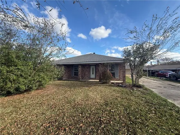 324 Evangeline Road, Montz, LA 70068
