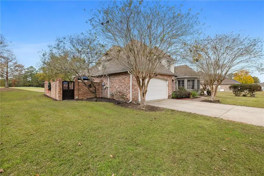 30764 Bluewing Crescent, Springfield, LA 70462 - Image #3