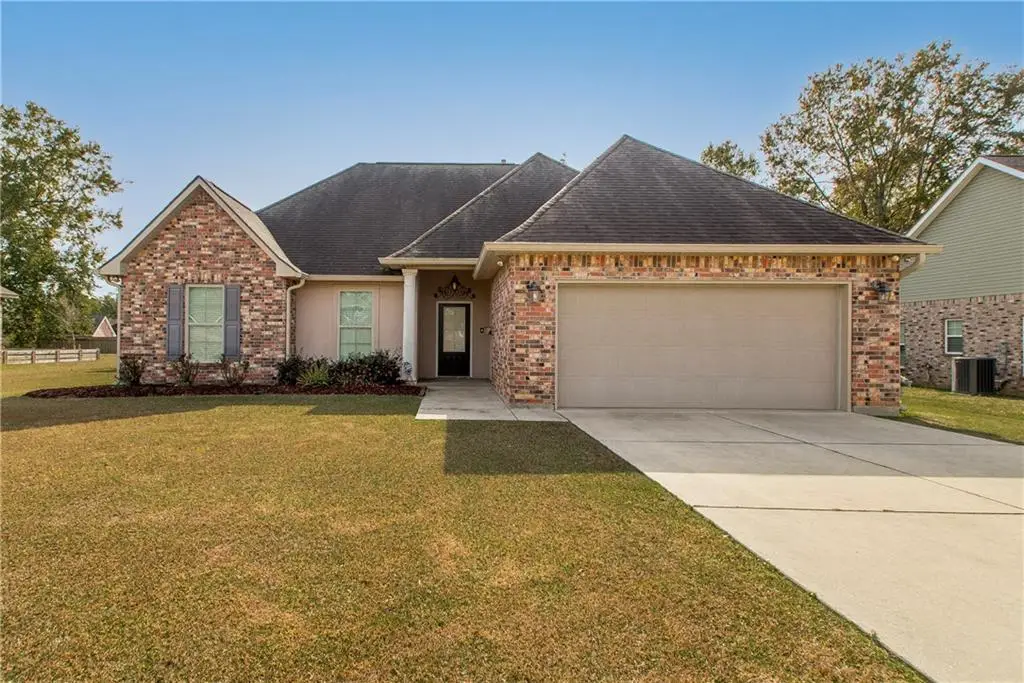 193 Marionbelle Drive, Ponchatoula, LA 70454 - Image #1