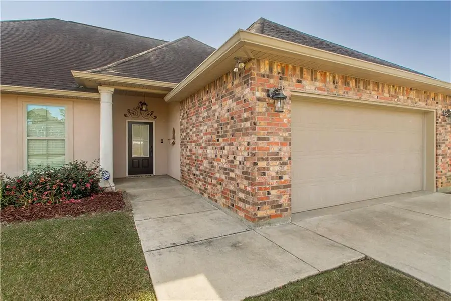 193 Marionbelle Drive, Ponchatoula, LA 70454 - Image #2