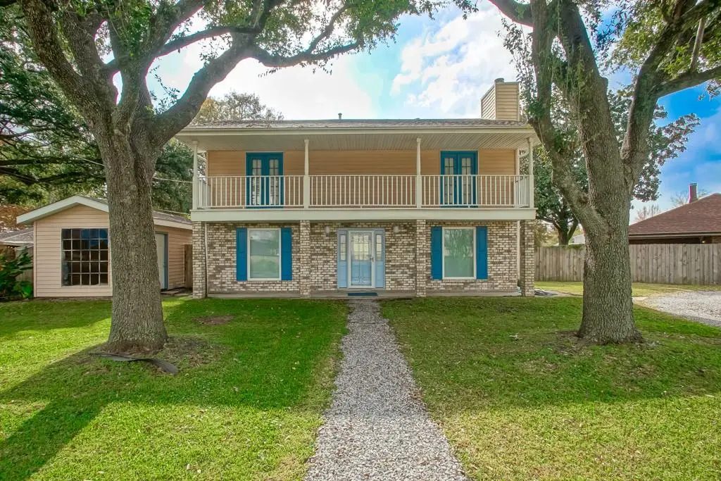 10216 Russell Street, River Ridge, LA 70123 - Image #1