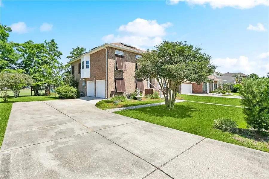 3740 Lake Lynn Drive, Gretna, LA 70056 - Image #2